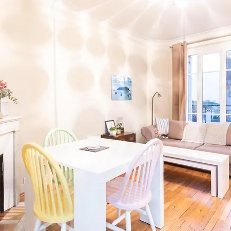 Nice Cozy On The Slopes Of Montmartre Apartamento